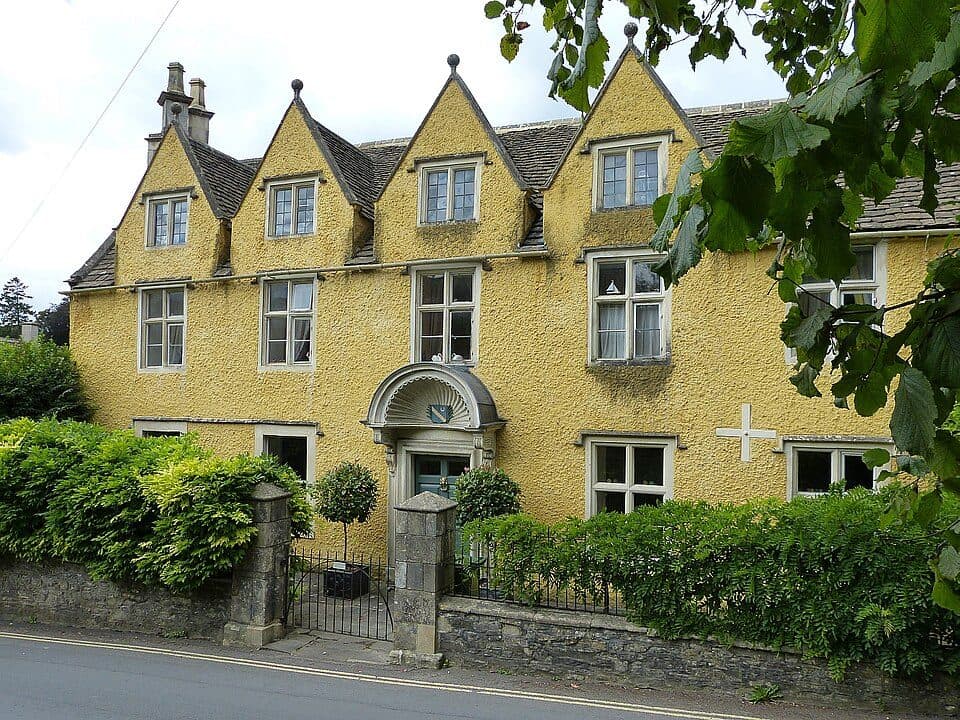 castle-combe 3